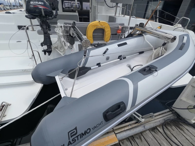 Wynajmij Katamaran z lub bez skippera Lagoon w Bas du Fort