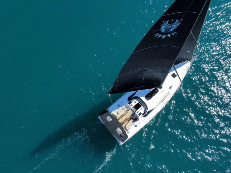 Wynajem łodzi Split tanio Elan E6