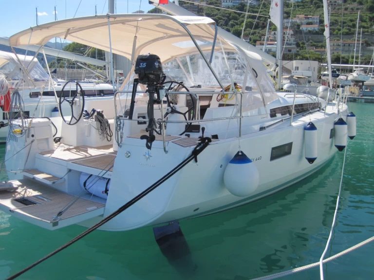 Wynajmij Jeanneau Sun Odyssey 440 w Capo d'Orlando