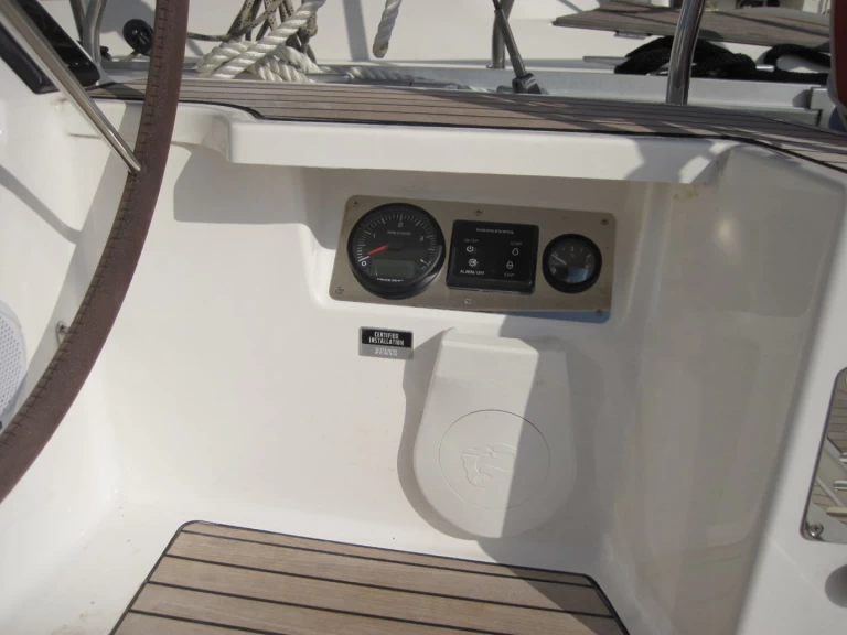 Wynajmij Bavaria Cruiser 37 w Capo d'Orlando