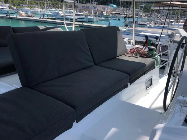 Wynajmij Lagoon Lagoon 46 w Capo d'Orlando