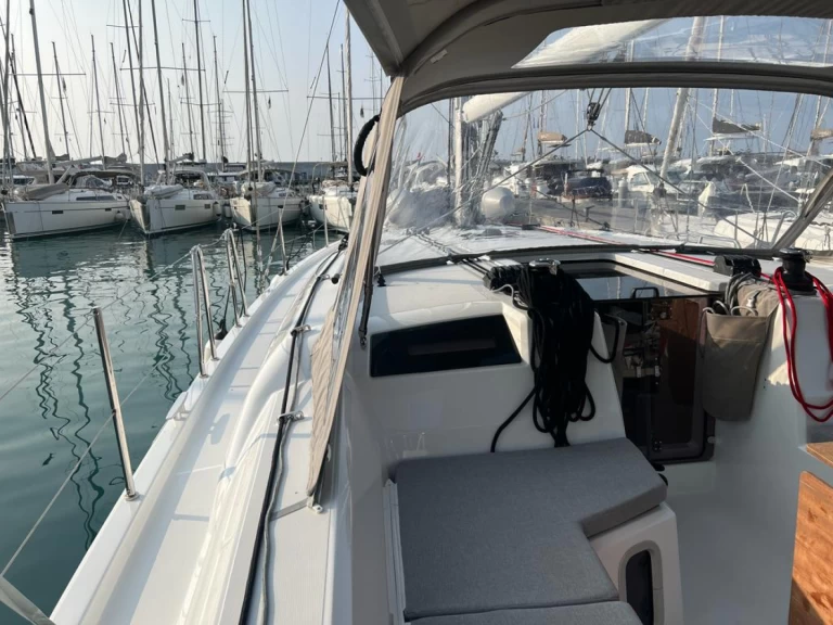 Wynajmij Bénéteau Oceanis 40.1 w Capo d'Orlando