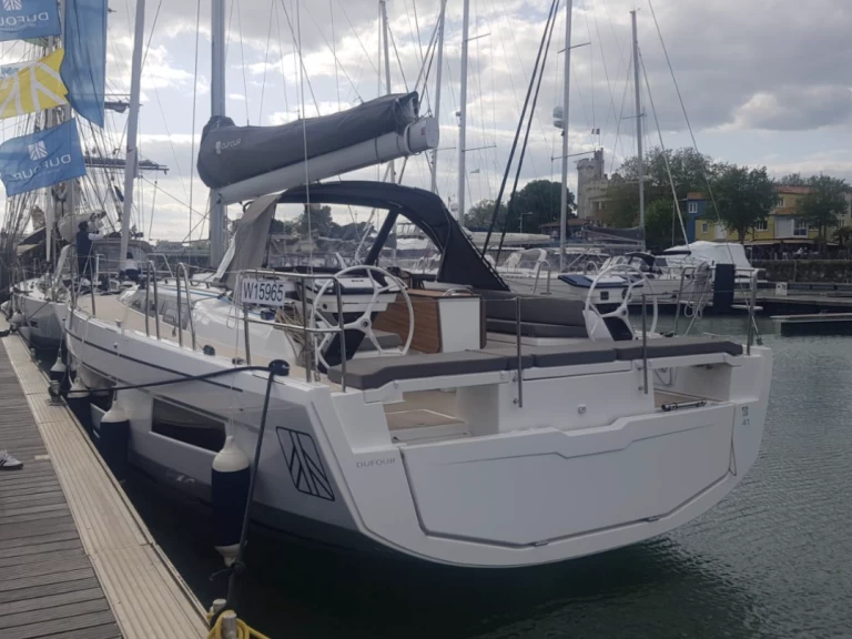 Wynajmij Dufour Dufour 41 w Larmor-Plage