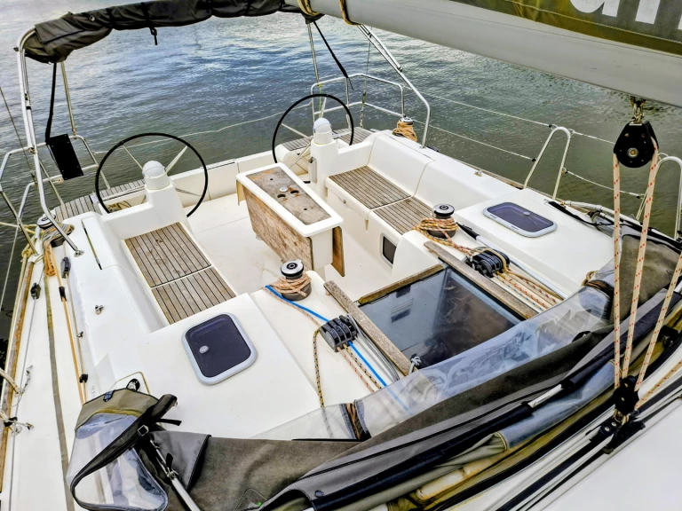 Wynajem w Arzal- Dufour Dufour 450 Grand Large na SamBoat