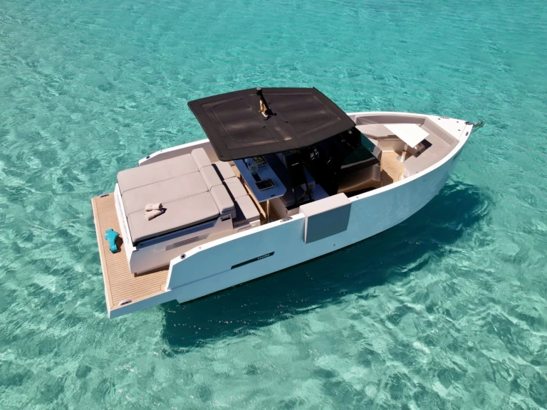 Wynajem Motorówka w Marina Ibiza - De Antonio Yacht 28 Open