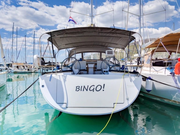 Wynajem Żaglowiec Elan z patentem 