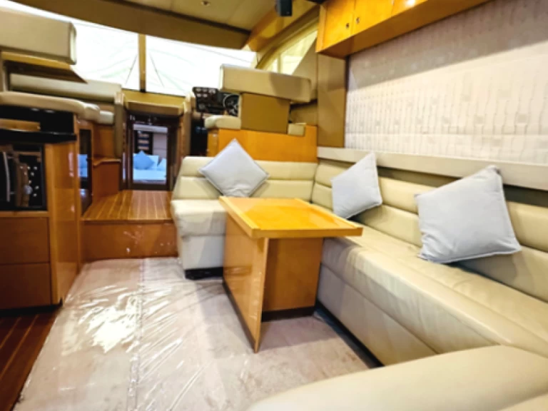 Wynajem łodzi Gulf Craft - Majesty Yachts Majesty 44 w Dubai Marina na SamBoat 