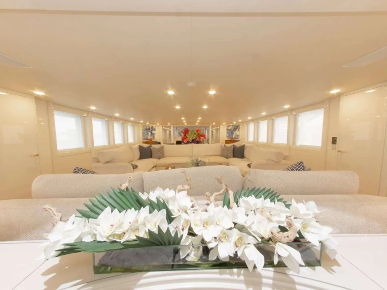 Wynajmij Oceanfast YCM FIFTY w Majorka