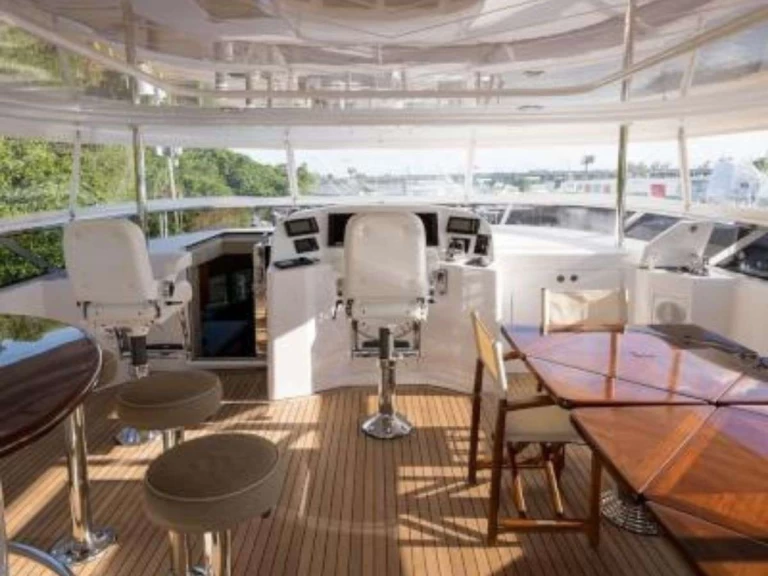 Wynajmij Westport NATURAL 9 w Bahamy