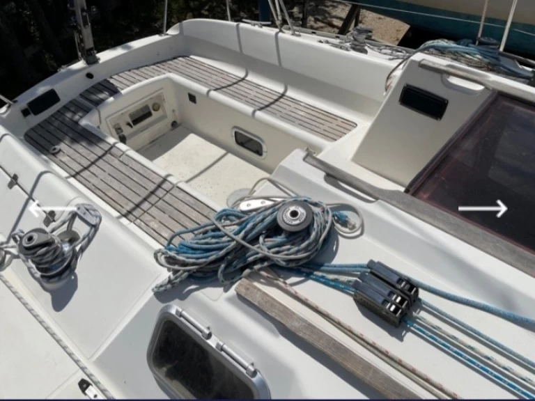 Wynajem łodzi Toulon Port tanio Sun Odyssey 31