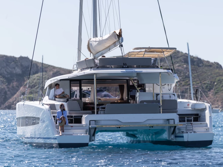 Wynajmij Katamaran z lub bez skippera Fountaine Pajot w Saint-Raphael