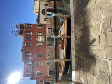 Montisola Archetti Easy 600 między profesjonalistami a osobami prywatnymi w Venice