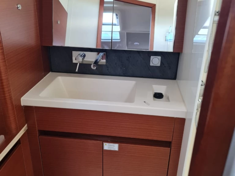 Wynajem łodzi Perigiali tanio Hanse 418