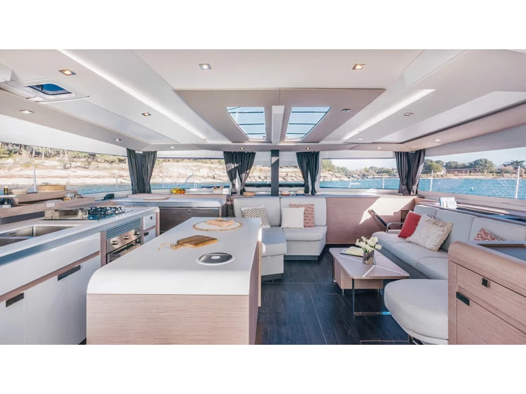 Wynajmij Fountaine Pajot Aura 51 w Perigiali