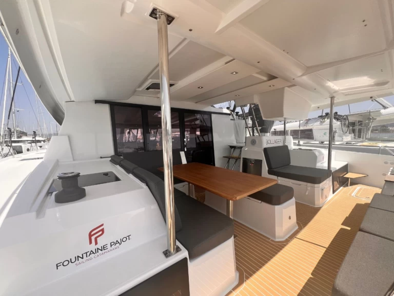 Wynajem Katamaran w Olbia - Fountaine Pajot Astrea 42