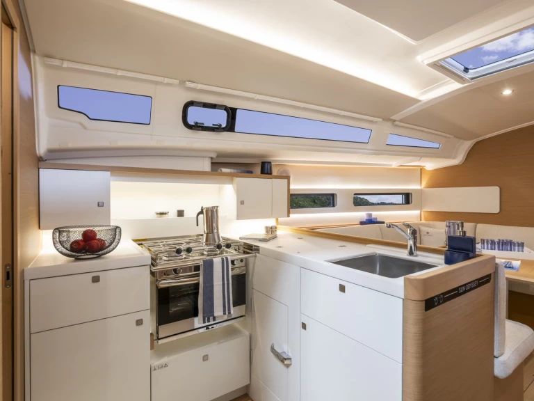 Żaglowiec do wynajmu w Pula w najlepszej cenie