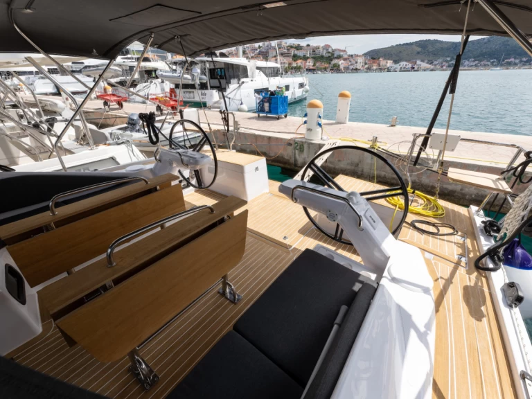 Wynajmij Elan Impression 45 w Split