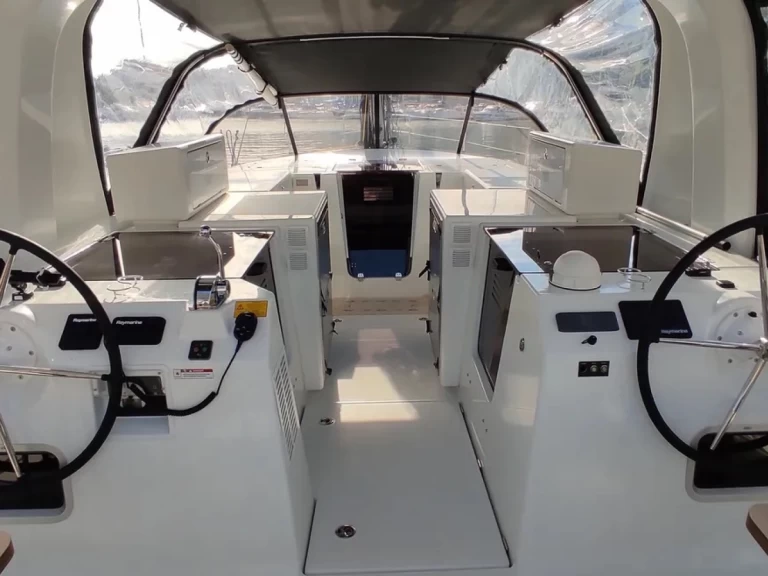 Wynajmij Żaglowiec z lub bez skippera Jeanneau w Agropoli