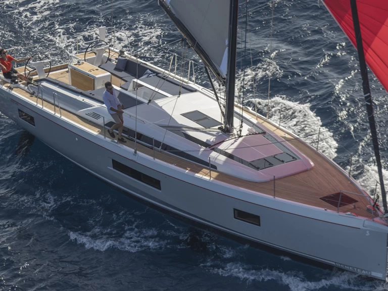 Wynajmij Żaglowiec z lub bez skippera Bénéteau w Olbia