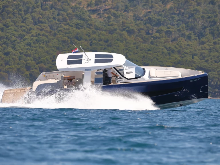 Wynajem łodzi Kaštela tanio Fjord 41 XL