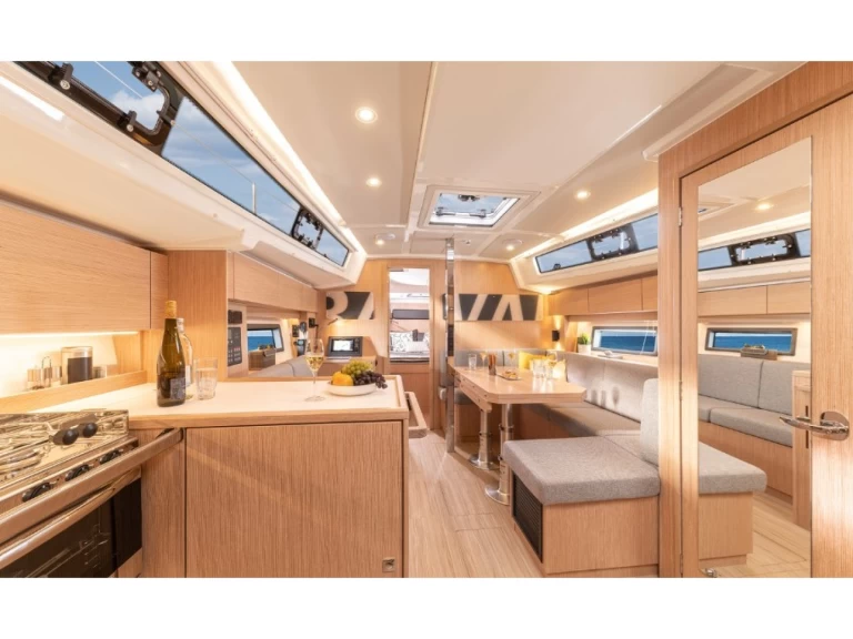 Wynajmij Bavaria Bavaria C38 w Lefkáda