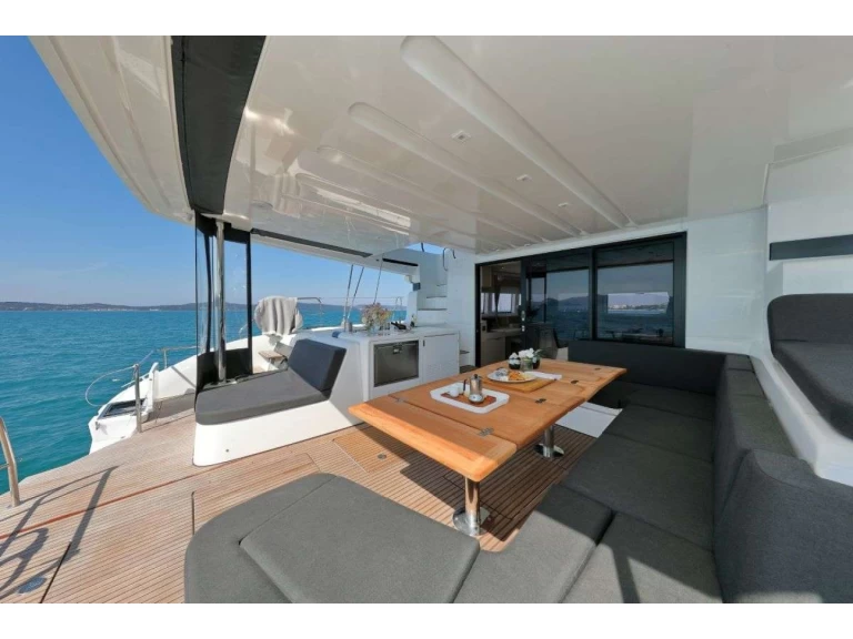 Wynajem łodzi Lagoon Lagoon 55 w Kastel Gomilica na SamBoat 