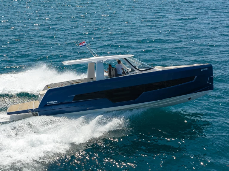 Wynajmij Luksusowy jacht z lub bez skippera Fjord w Kaštela