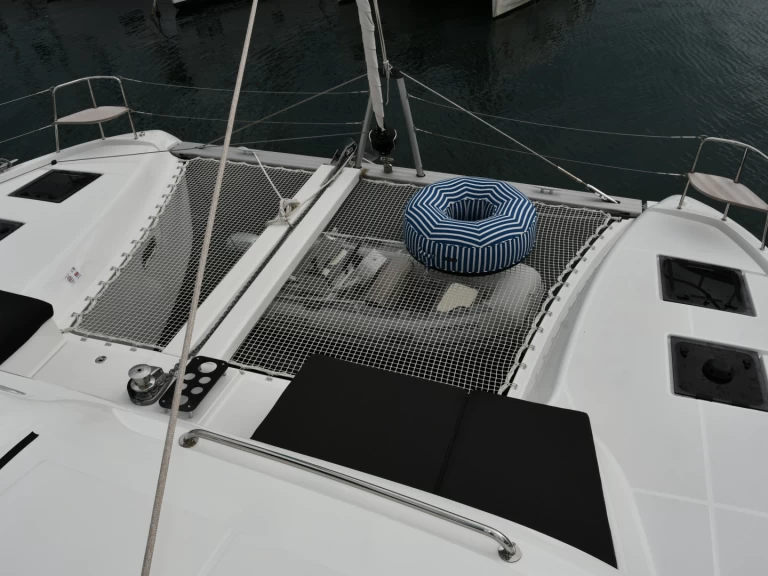 Wynajmij Lagoon Lagoon 43 w Komolac