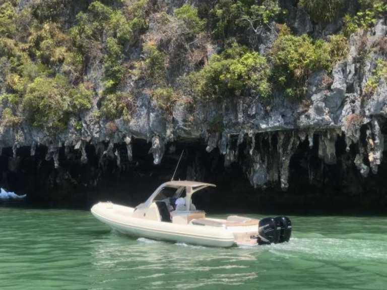 Łódż półsztywna do wynajmu w Phuket (City) w najlepszej cenie