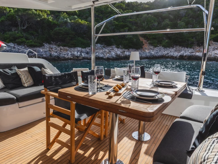 Wynajmij Lagoon Lagoon 51 w Lefkáda