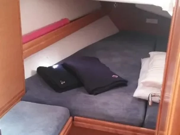 Żaglowiec do wynajmu w Rodi Garganico w najlepszej cenie