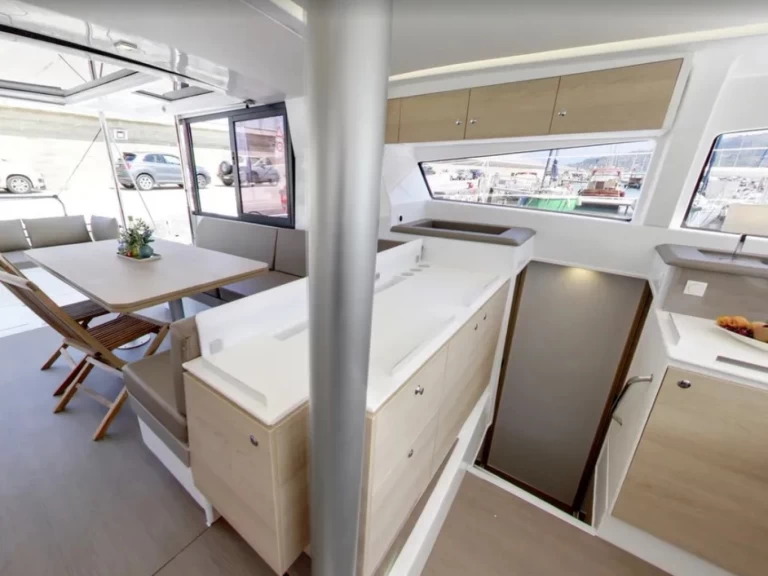 Wynajmij Katamaran z lub bez skippera Bali w Agropoli