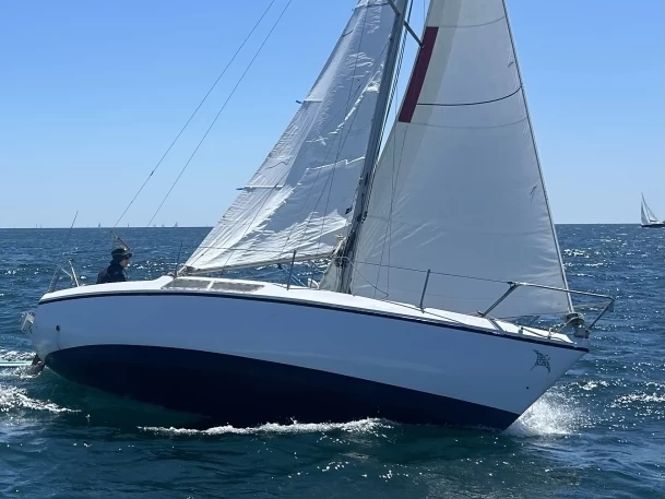 Wynajmij Żaglowiec z lub bez skippera Jeanneau w Port la Forêt