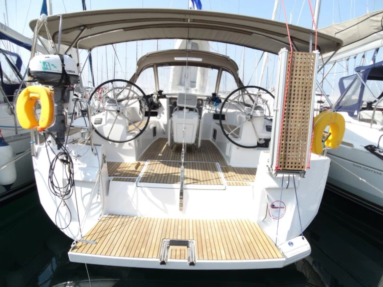 Wynajem Żaglowiec w Benítses - Jeanneau Sun Odyssey 479