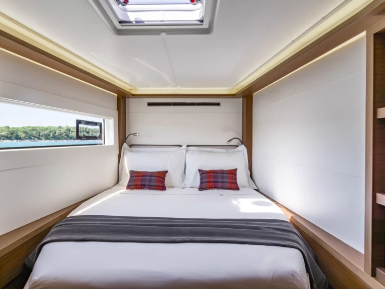 Wynajem łodzi Pomer tanio Lagoon 46