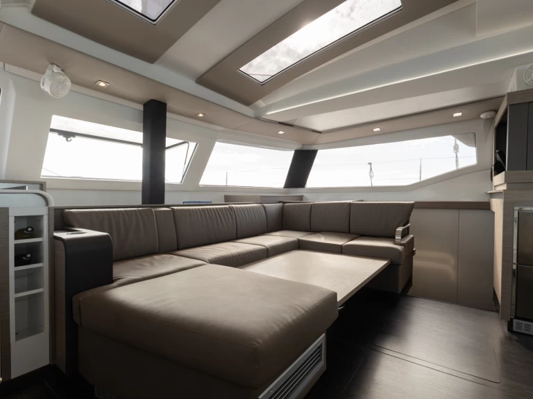 Katamaran do wynajmu w Preveza w najlepszej cenie