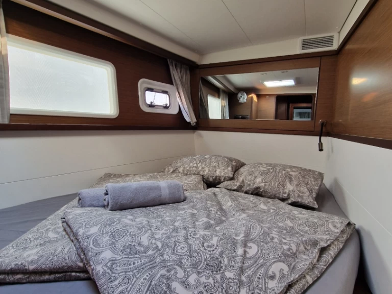 Wynajem łodzi Lagoon Lagoon 450 Sport Top w Punat na SamBoat 