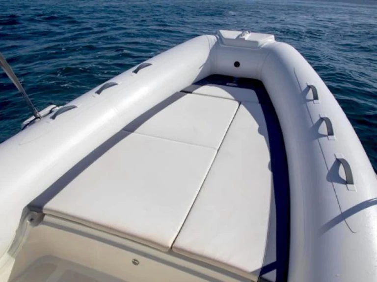 Wynajem Łódż półsztywna Bsc z patentem 