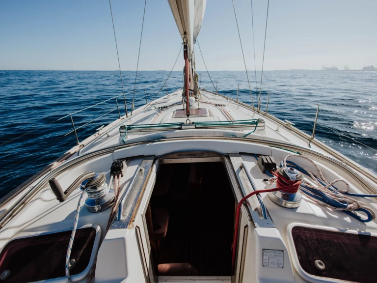 Wynajmij Żaglowiec z lub bez skippera Bavaria w Mahon