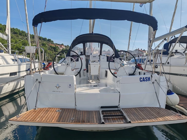 Wynajem w Drage- Jeanneau Sun Odyssey 389 na SamBoat