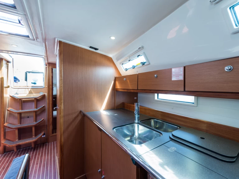 Wynajem łodzi Bavaria Bavaria 40 Cruiser w Kavála na SamBoat 