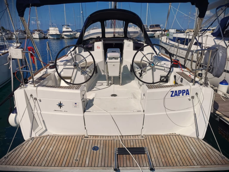 Wynajem w Drage- Jeanneau Sun Odyssey 389 na SamBoat