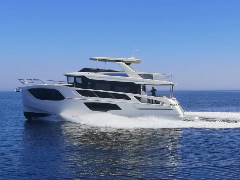 Wynajmij Absolute Yachts Navetta 64 w Sukosan