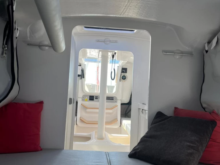 Żaglowiec do wynajmu w Split w najlepszej cenie