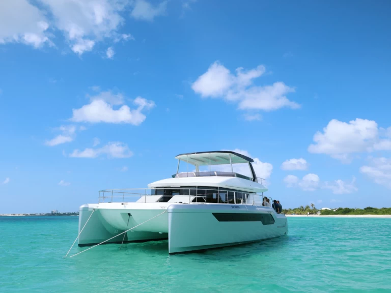 Motorówka do wynajmu w Marigot w najlepszej cenie