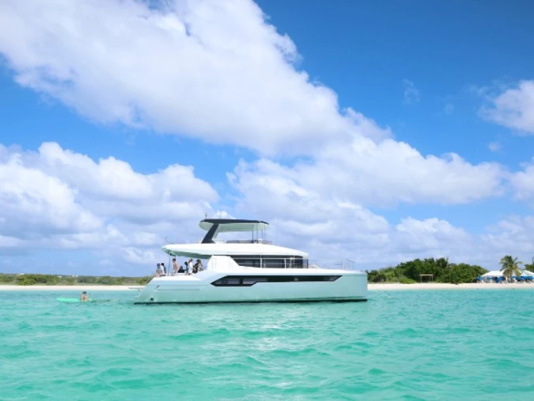 Wynajmij Robertson and Caine leopard 53 w Gustavia