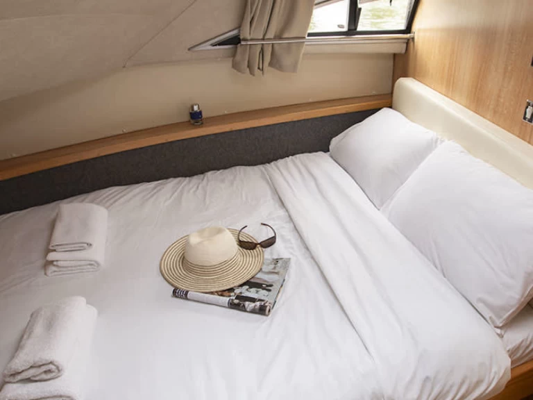 Wynajem Motorówka Le Boat z patentem 