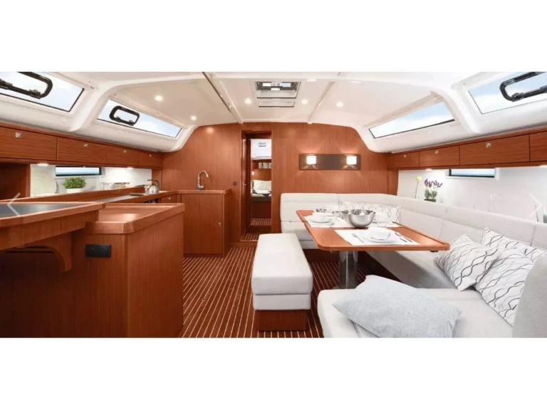 Żaglowiec do wynajmu w Skiathos w najlepszej cenie