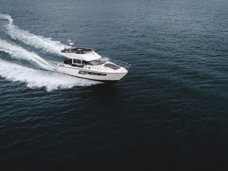 Wynajem łodzi Sukosan tanio Skilso 39 FLY