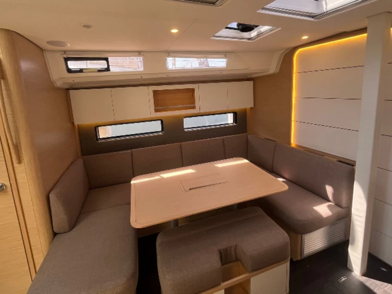 Wynajmij Dufour Dufour 41 w Bandol